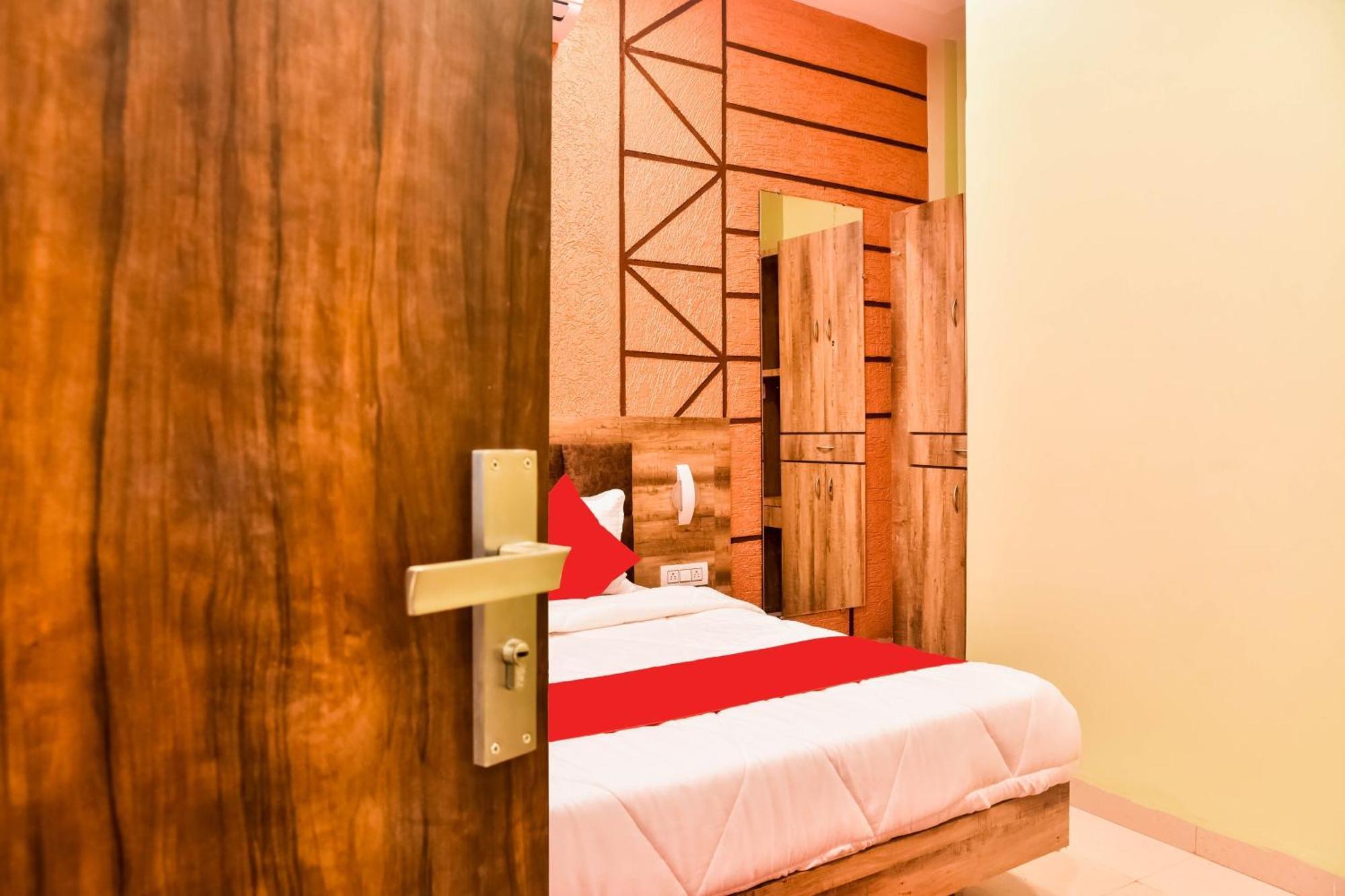 Hotel O Manglam Palace โบปาล ภายนอก รูปภาพ
